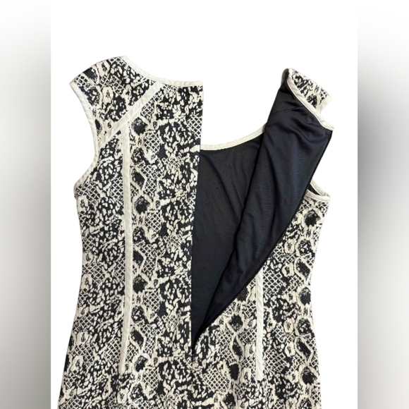 Adrianna Papell Dress Sleeveless Midi Navy/Ivory Size 12 - Picture 8 of 12